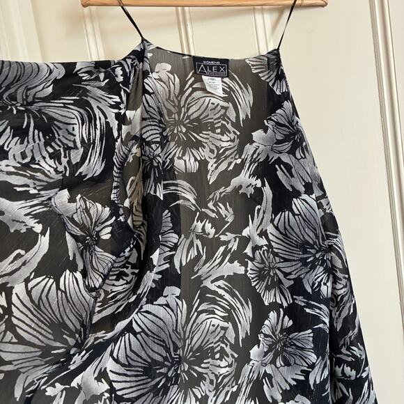 Alex Evenings Two Piece Top & Jacket 1X Black Floral Metallic Thread Detailing - Picture 9 of 10